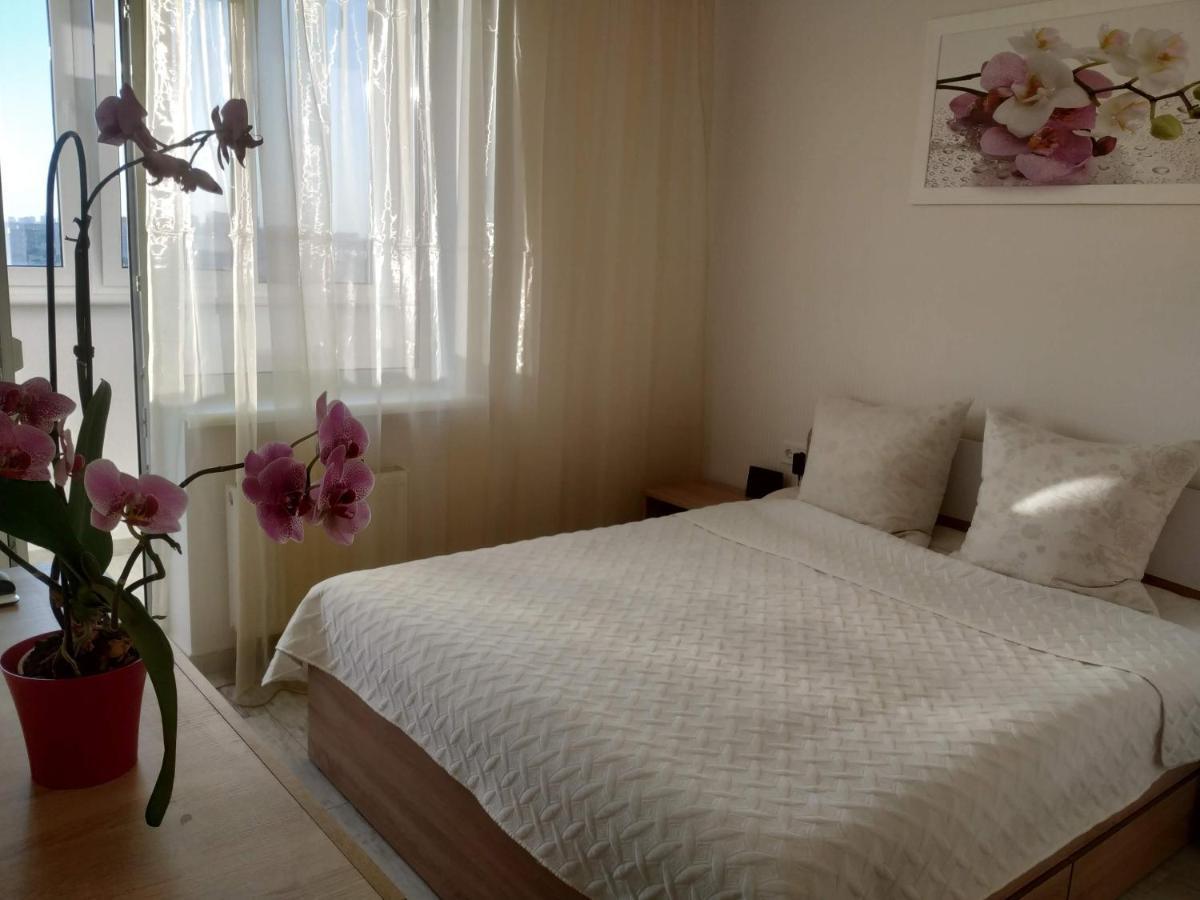 Apartment Kiev Studio With City View Luaran gambar